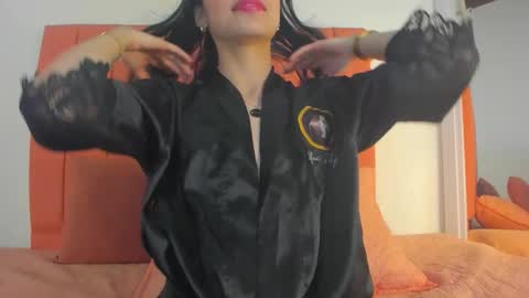 Snapshot of rose_thompson19 chatting on January 15, 2026, 8:01 pm Rosse online show from January 15, 2026, 8:01 pm