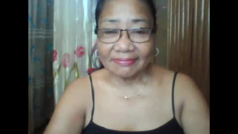 rosebelle66 online show from April 14, 2026, 2:39 am