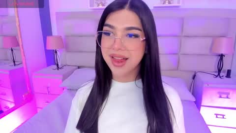 Rose online show from September 9, 2025, 12:37 pm