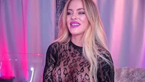 Sonia online show from December 5, 2025, 6:37 pm