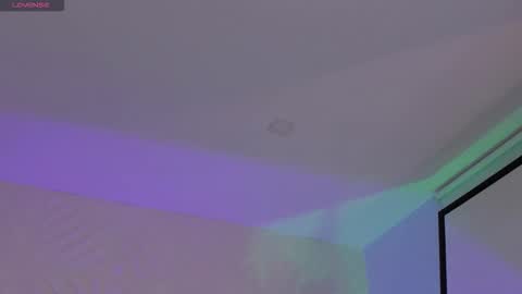 Snapshot of roseferrera chatting on November 6, 2025, 8:21 pm Rose online show from November 6, 2025, 8:21 pm