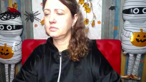 Snapshot of rosehille chatting on November 11, 2025, 7:41 am RoseHille online show from November 11, 2025, 7:41 am