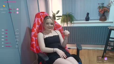 Snapshot of rosekate97 chatting on February 13, 2025, 8:55 pm rose97 online show from February 13, 2025, 8:55 pm