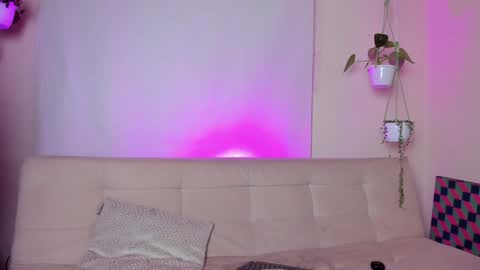 Lyla OF roselinedior online show from February 6, 2025, 6:24 pm