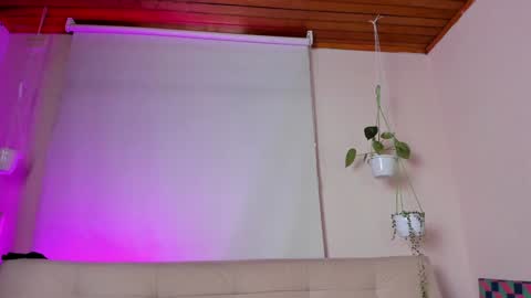 Lyla OF roselinedior online show from February 7, 2025, 3:19 pm