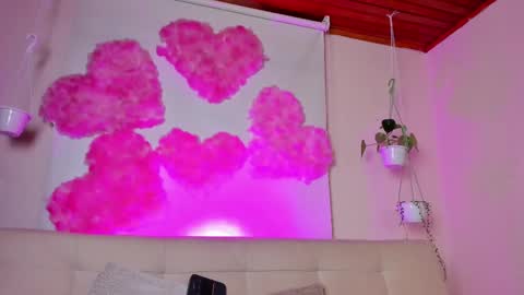 Lyla OF roselinedior online show from February 14, 2025, 8:15 pm