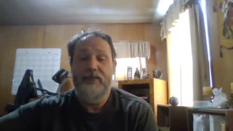 Snapshot of rosepanda chatting on February 16, 2025, 8:00 pm Lost4gain online show from February 16, 2025, 8:00 pm