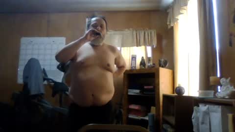 Snapshot of rosepanda chatting on February 23, 2025, 6:01 pm Lost4gain online show from February 23, 2025, 6:01 pm