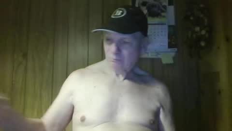 roses2u1958 online show from April 6, 2026, 10:44 pm