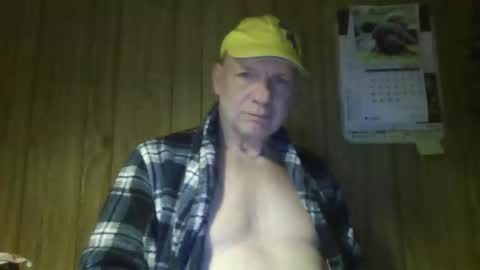 roses2u1958 online show from April 26, 2026, 1:47 am