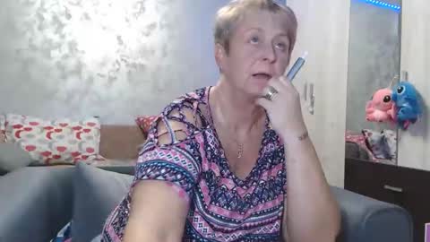 Lovepinklilly online show from December 22, 2025, 6:16 pm