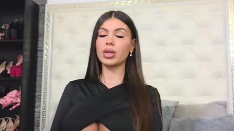 Gabriela online show from October 20, 2025, 6:03 am