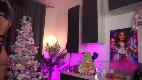 Snapshot of roshen_amira chatting on December 24, 2024, 8:38 pm Amii online show from December 24, 2024, 8:38 pm