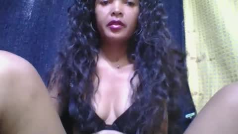 rosia685234 online show from September 17, 2025, 7:54 am