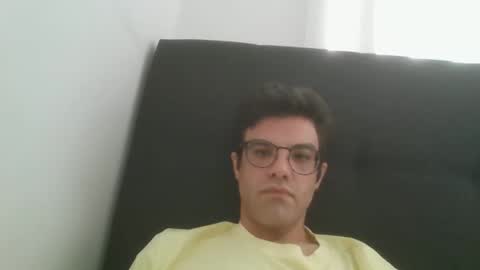 Snapshot of rosred94 chatting on March 3, 2026, 11:43 pm rosred94 online show from March 3, 2026, 11:43 pm