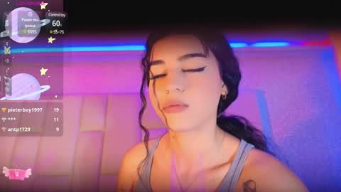 Snapshot of rosselfinoll chatting on February 25, 2025, 6:31 pm Rossel online show from February 25, 2025, 6:31 pm