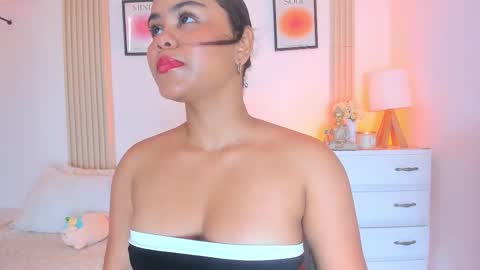 Snapshot of rossy_x chatting on February 28, 2026, 6:31 pm rossy_x online show from February 28, 2026, 6:31 pm