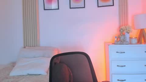 Snapshot of rossy_x chatting on March 2, 2026, 7:10 pm rossy_x online show from March 2, 2026, 7:10 pm