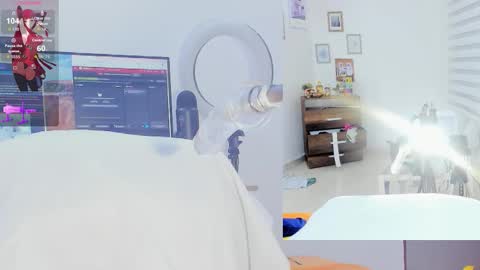 rosy_emely_ online show from October 27, 2025, 9:24 am