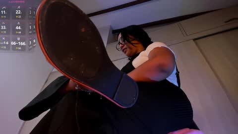 rosyejones online show from September 27, 2025, 2:16 am