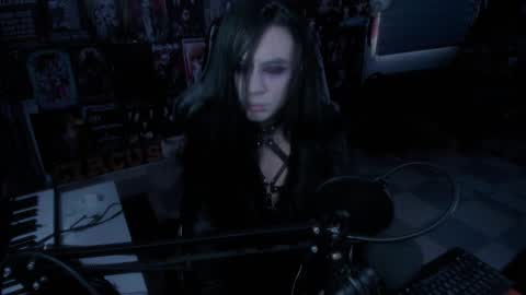 Snapshot of rotten_dreams chatting on February 17, 2025, 8:36 pm rot online show from February 17, 2025, 8:36 pm