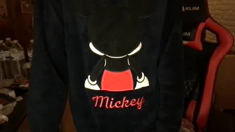 rou62 online show from December 5, 2024, 1:47 am