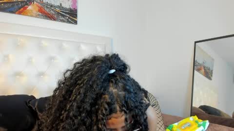 rouse_sexy_hotxx77 online show from April 12, 2026, 1:32 am