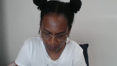 luxa online show from January 27, 2025, 12:48 pm