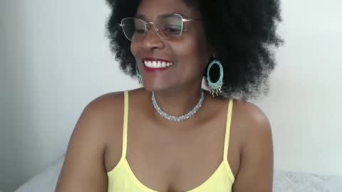 luxa online show from February 15, 2025, 4:23 pm