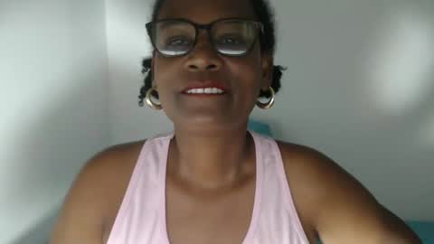 luxa online show from February 24, 2026, 3:21 pm