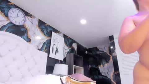 Snapshot of rousse_millers chatting on February 25, 2026, 1:37 am Rousse online show from February 25, 2026, 1:37 am