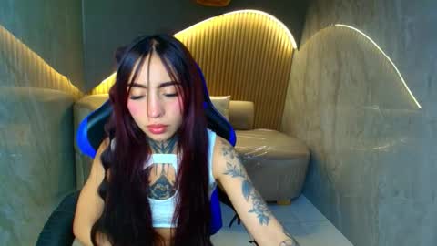 Roux  online show from February 16, 2026, 8:27 pm