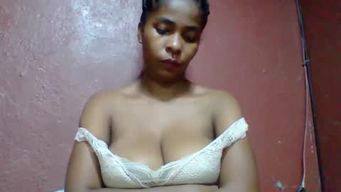 rovaelyah online show from October 21, 2025, 2:18 pm