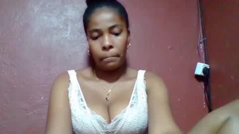 rovaelyah online show from February 2, 2026, 8:57 am