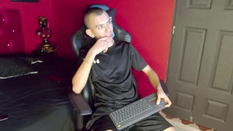 Rowan online show from October 1, 2025, 12:00 pm