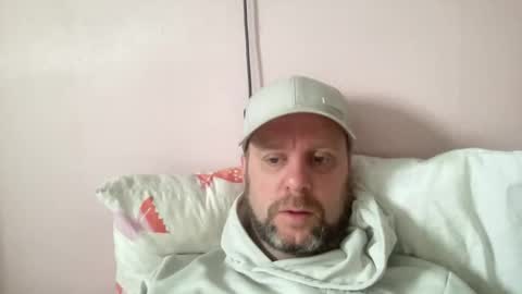 Snapshot of rowannp1 chatting on March 17, 2026, 8:39 am rowannp1 online show from March 17, 2026, 8:39 am