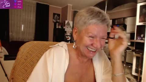 Roxana online show from January 16, 2025, 7:52 pm