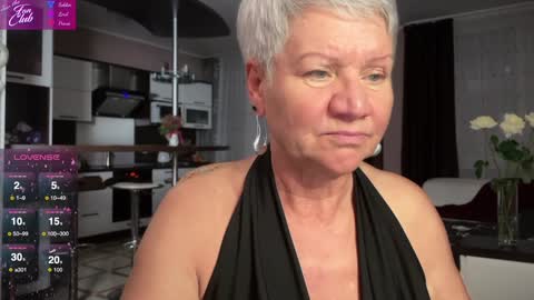 Roxana online show from January 27, 2025, 3:28 pm