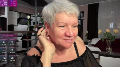 Roxana online show from February 11, 2025, 4:02 pm