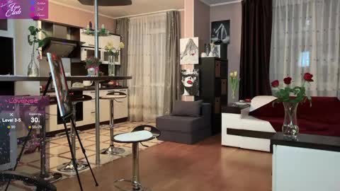 Roxana online show from February 14, 2025, 9:32 pm