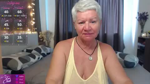 Roxana online show from May 21, 2026, 1:12 am