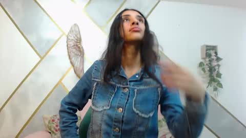   online show from November 14, 2025, 7:12 pm