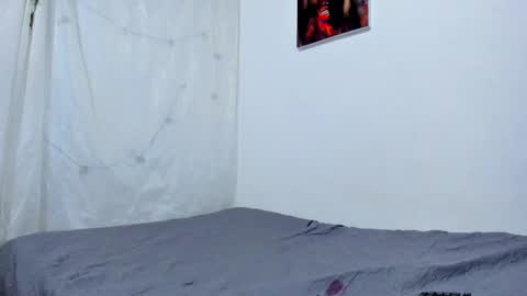 roxy online show from September 20, 2025, 6:42 pm