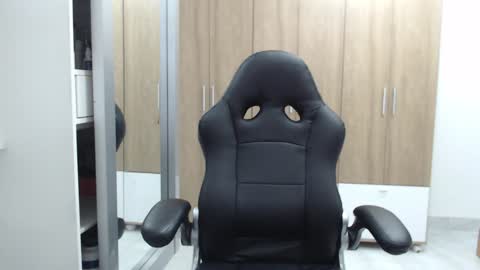 Snapshot of roxanalove7 chatting on January 19, 2025, 8:30 pm Roxana online show from January 19, 2025, 8:30 pm