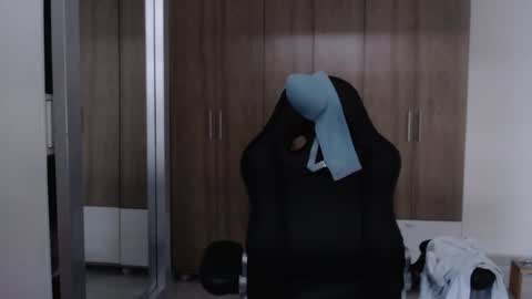 Snapshot of roxanalove7 chatting on February 8, 2025, 10:08 pm Roxana online show from February 8, 2025, 10:08 pm