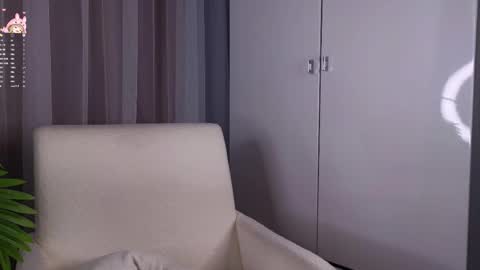 Anna Lokiss online show from February 3, 2026, 6:40 am