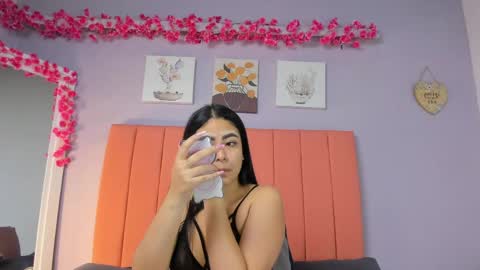 Juliana 3 online show from June 2, 2026, 12:07 pm