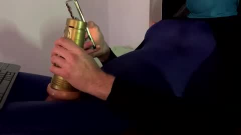 Snapshot of roxi6969 chatting on November 5, 2025, 7:03 pm Power play online show from November 5, 2025, 7:03 pm