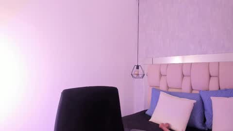 Roxie  online show from January 23, 2025, 2:02 am