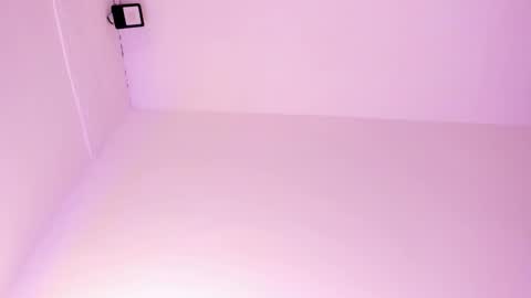 Roxie  online show from March 6, 2025, 1:37 am